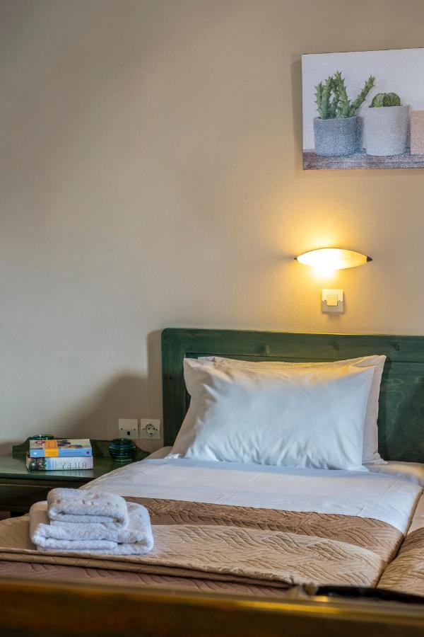 Theos Village Apartments Като-Даратсо Экстерьер фото