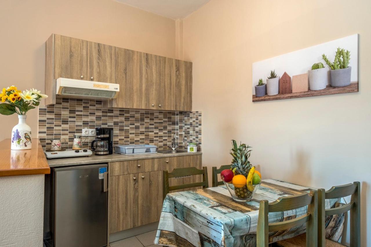 Theos Village Apartments Като-Даратсо Экстерьер фото