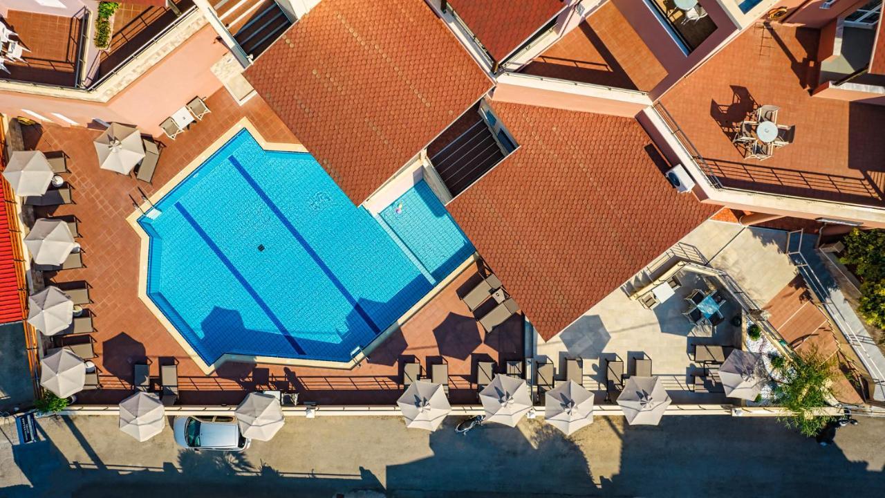 Theos Village Apartments Като-Даратсо Экстерьер фото