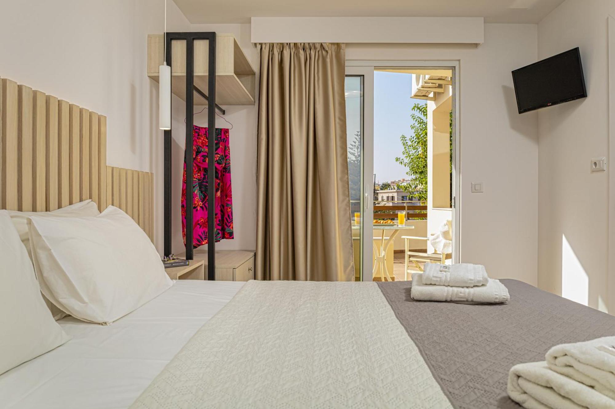 Theos Village Apartments Като-Даратсо Экстерьер фото